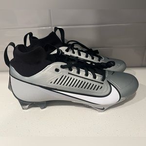 Men’s NIKE Vapor Edge Pro 360 2 Football Cleats DA5456-002